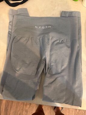 NVGTN Seamless High-Rise Leggings in Light Gray